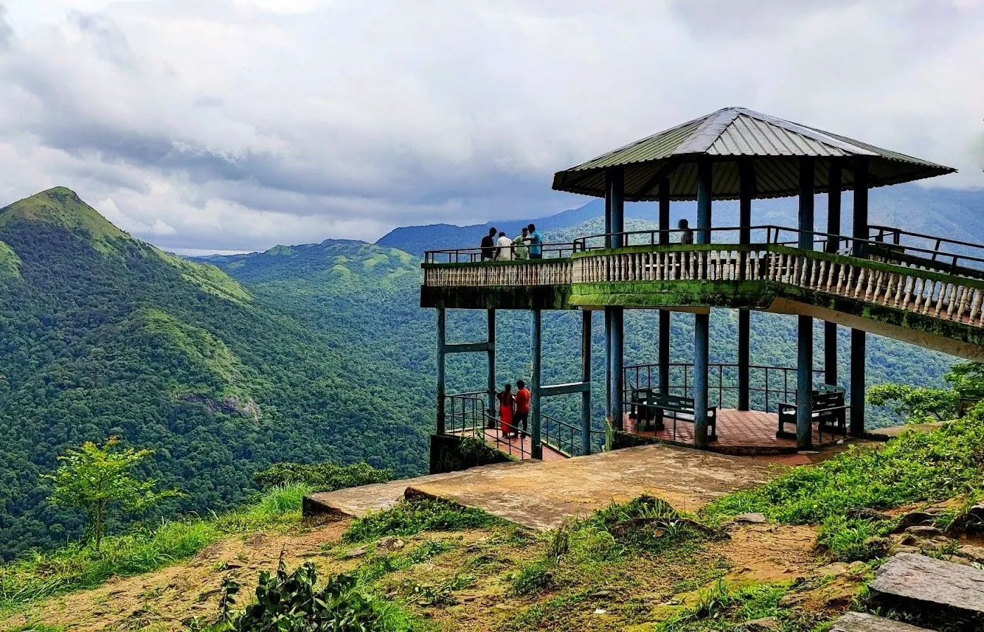 Hut-stage for Bisle Viewpoint in Sakleshpur