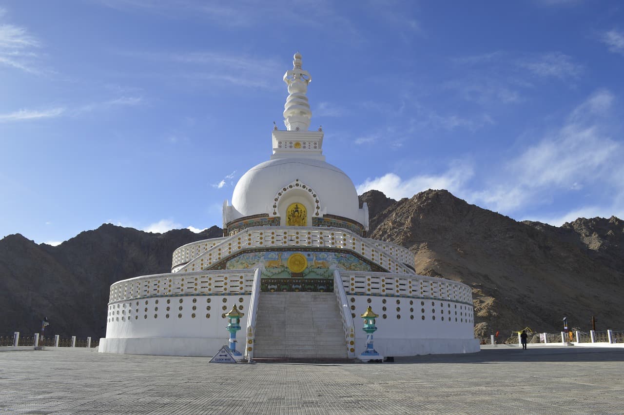 Shanti Stupa