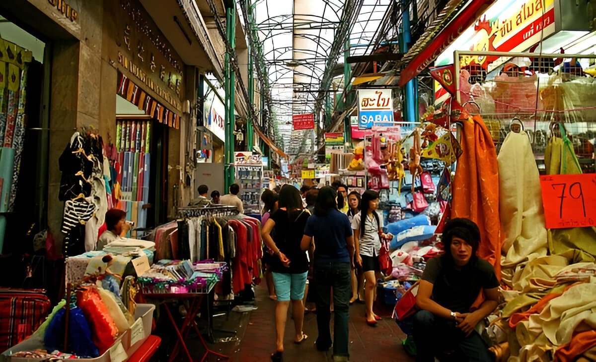 Sampeng Market