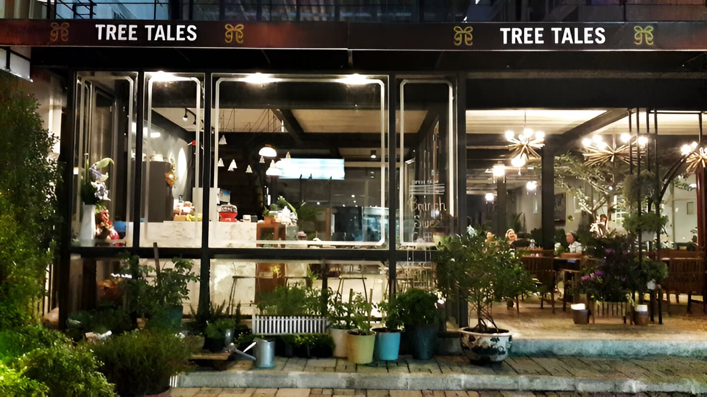 Tree Tales Café