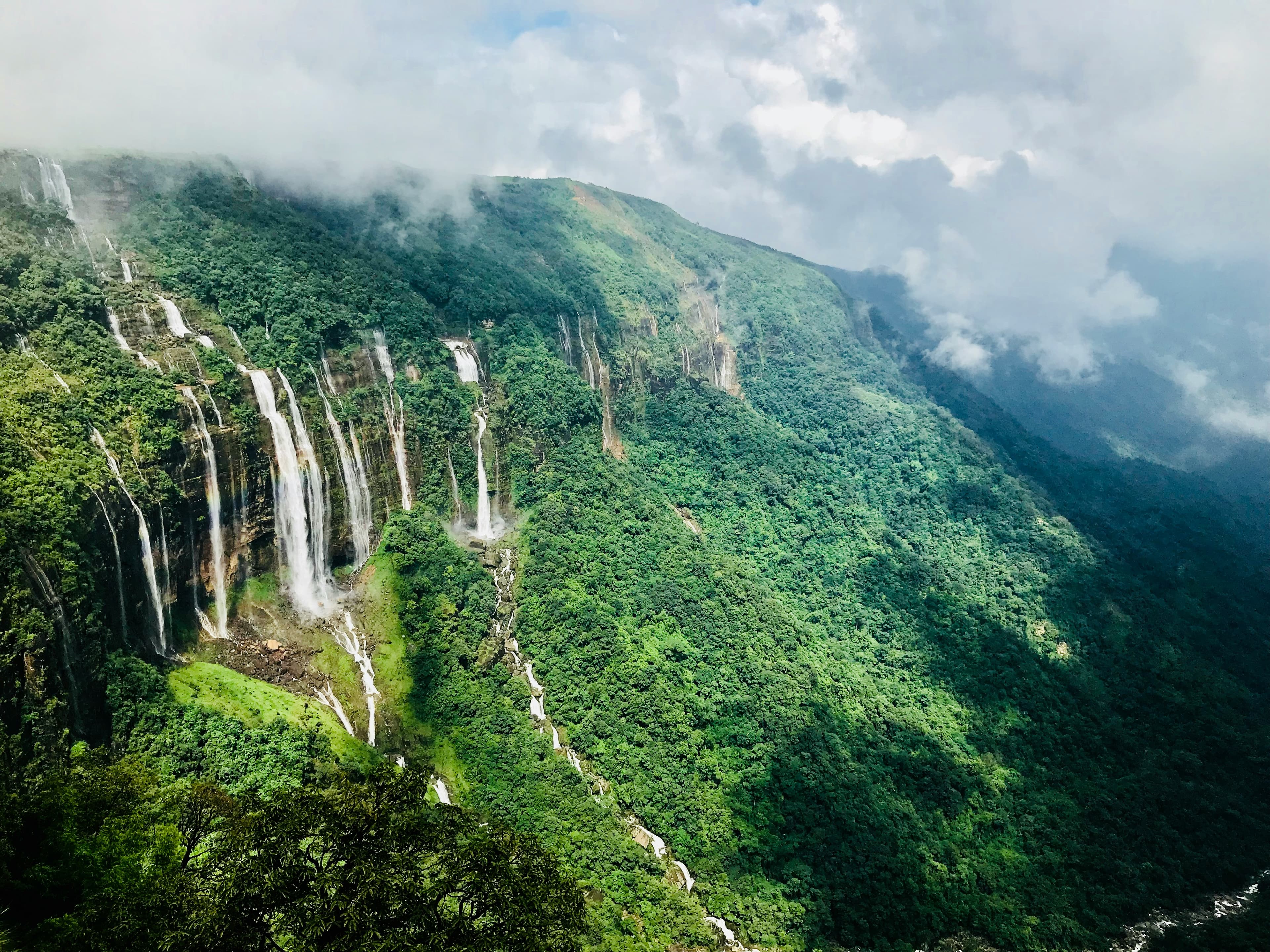 seven sisters falls