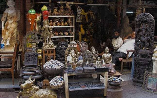 Streets in Chor Bazaar