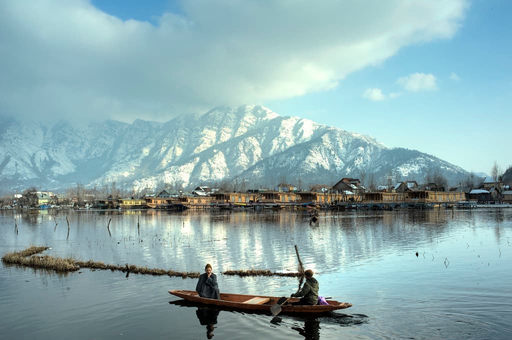 Dal Lake in winters