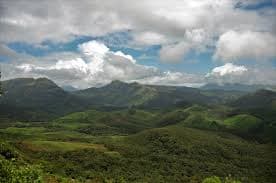 Eravikulam National Park view