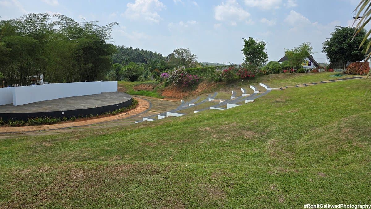 Karapuzha Dam and Adventure Park view