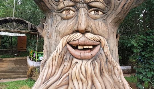 E3 Theme Park tree