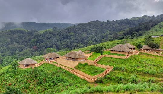 En Ooru Tribal Village