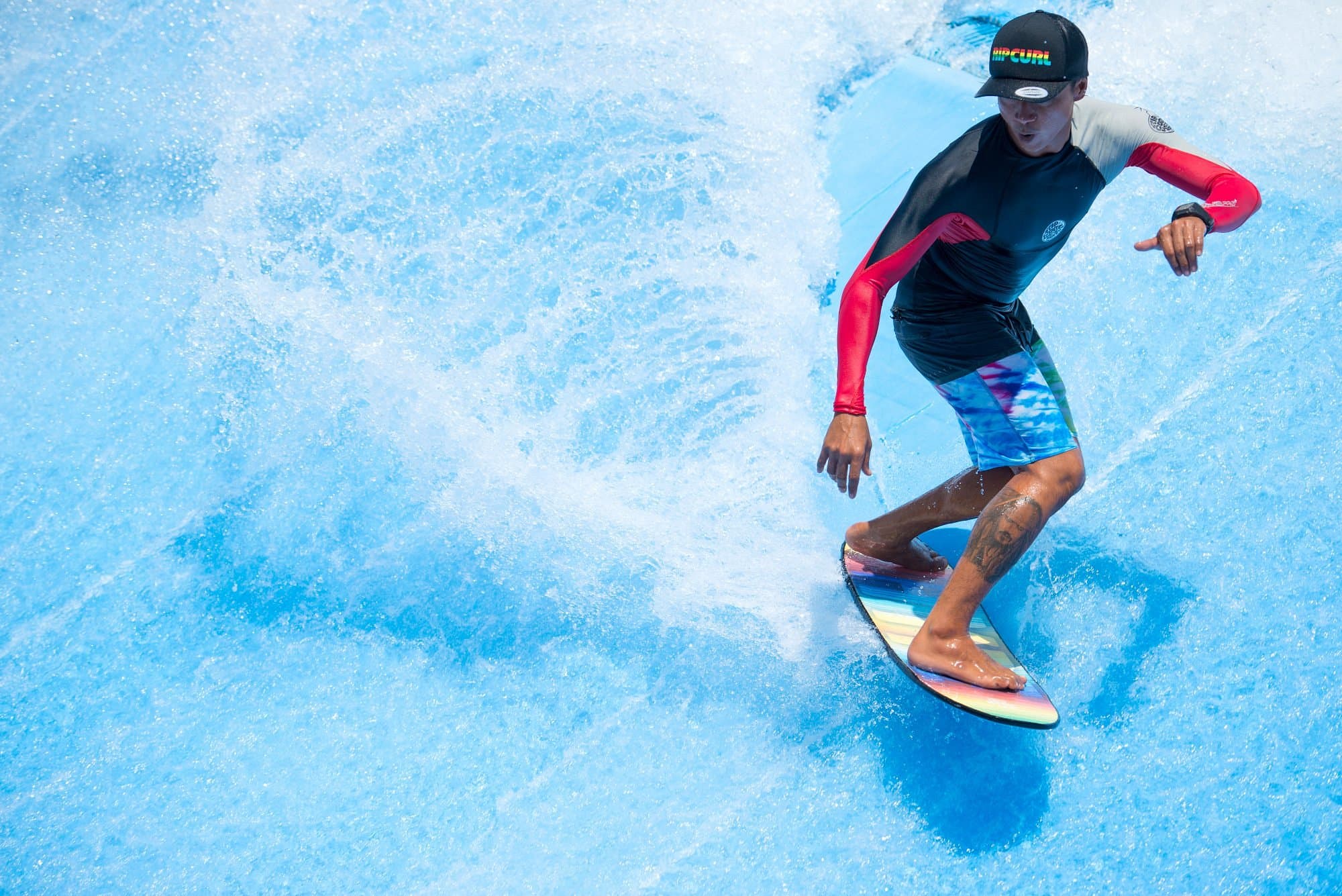 Solo surfer