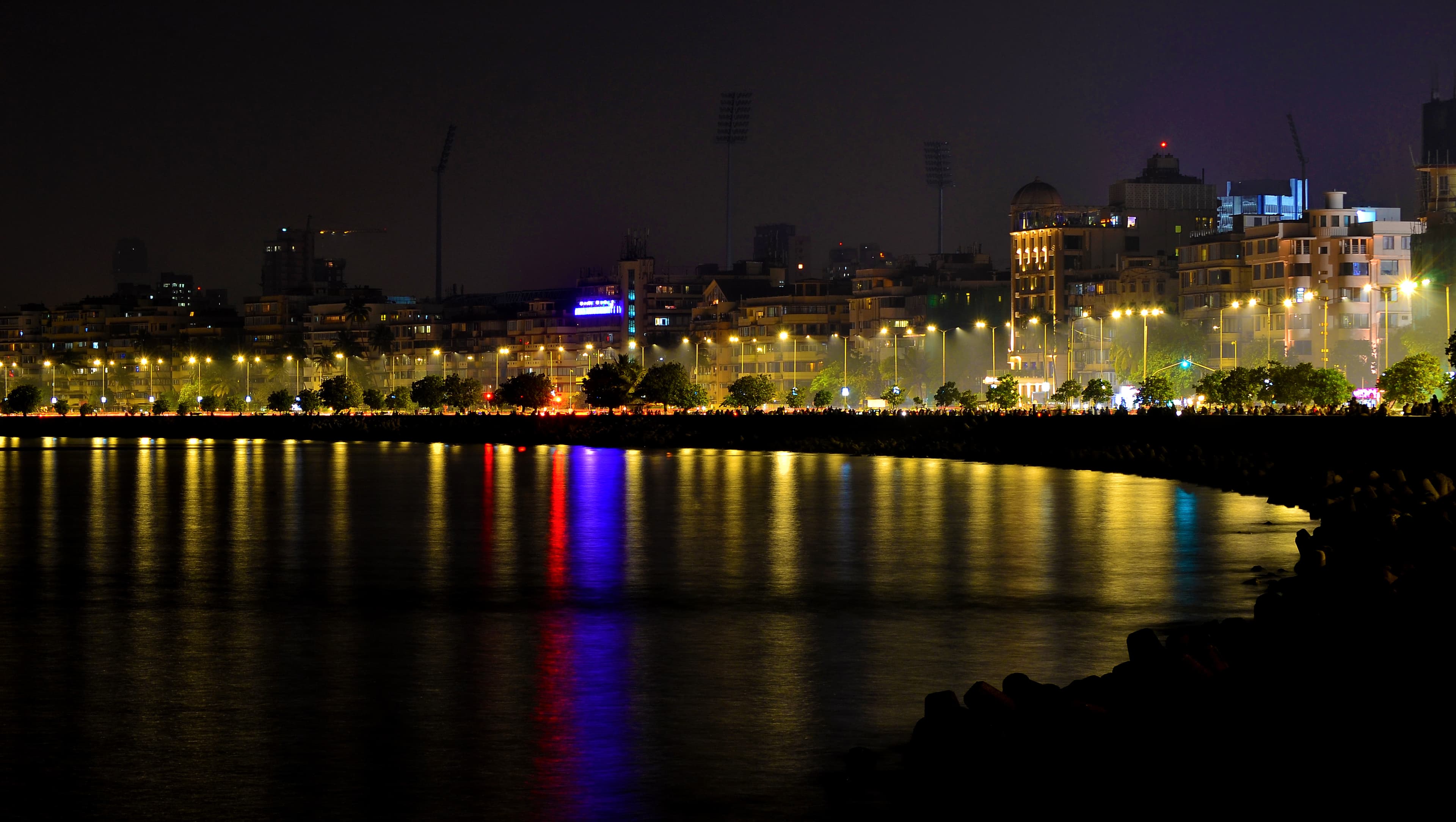 Night view of marine drive 