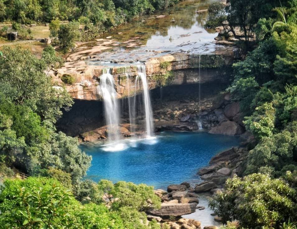A blue pond forming under Krang Shuri
