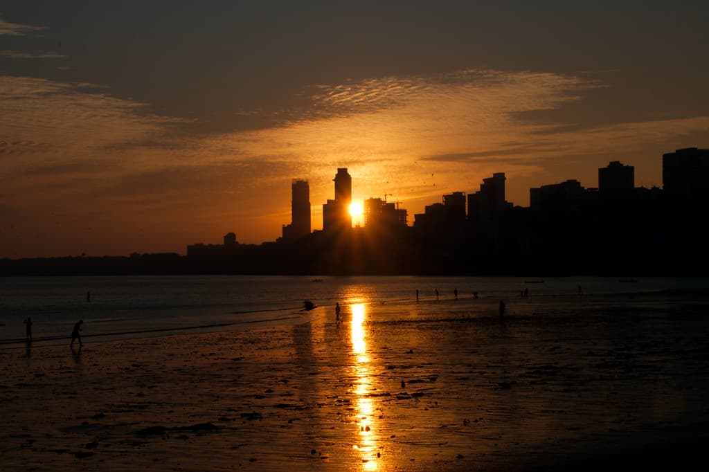 Sunset view from Chowpatty Beach