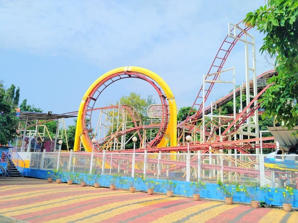 Rides in Essel world