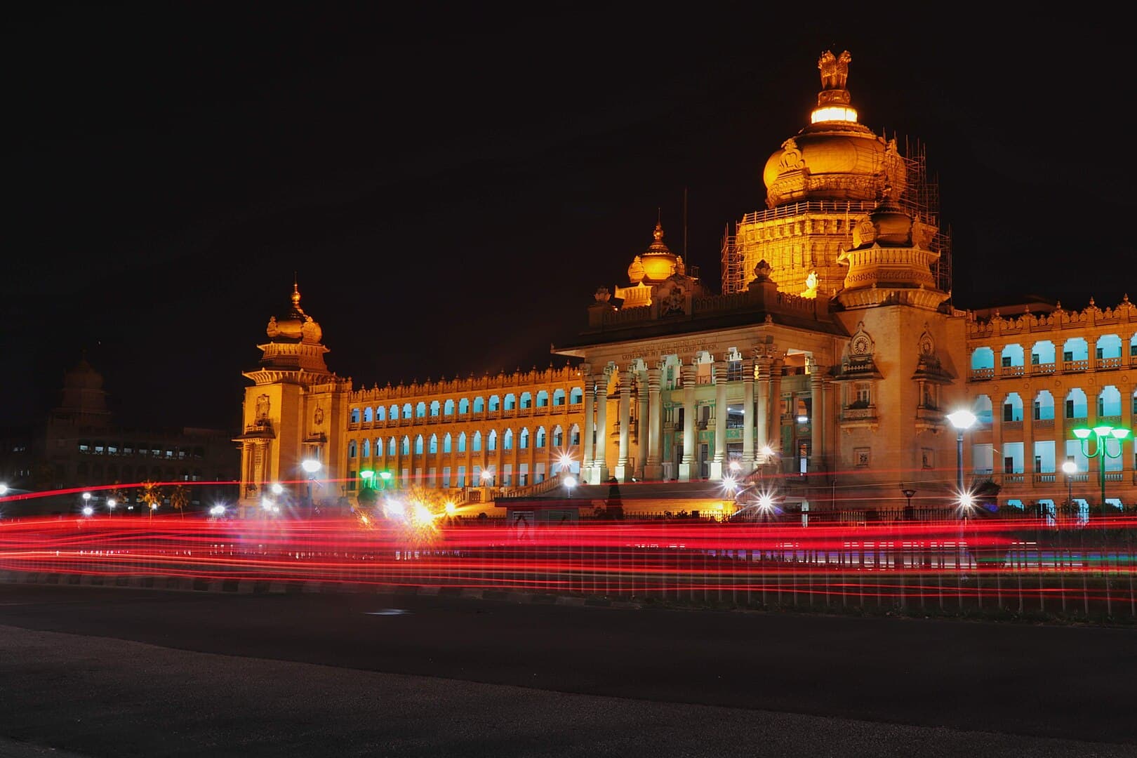 Vidhana Soudha at night