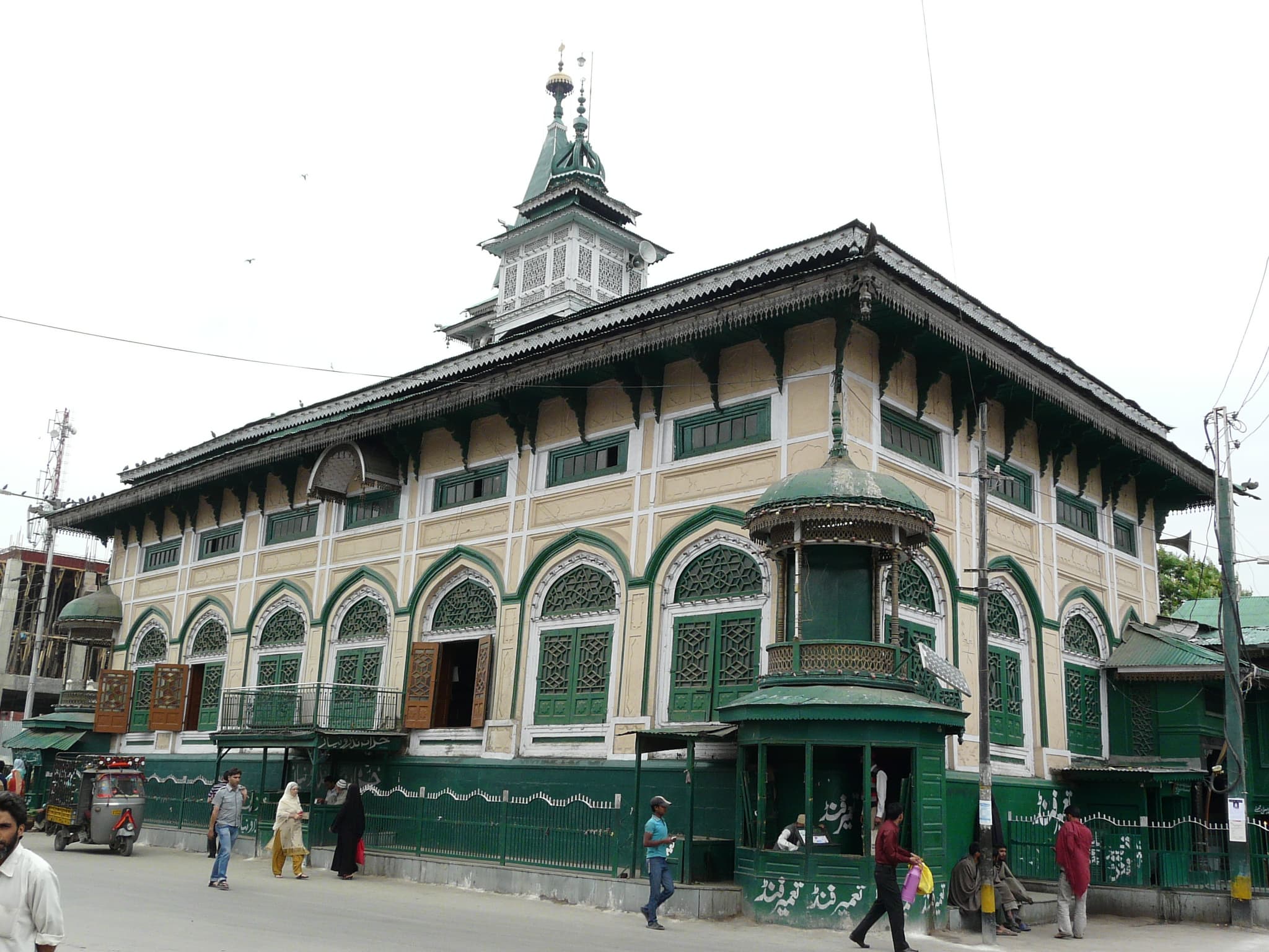 Dastgeer Sahib 