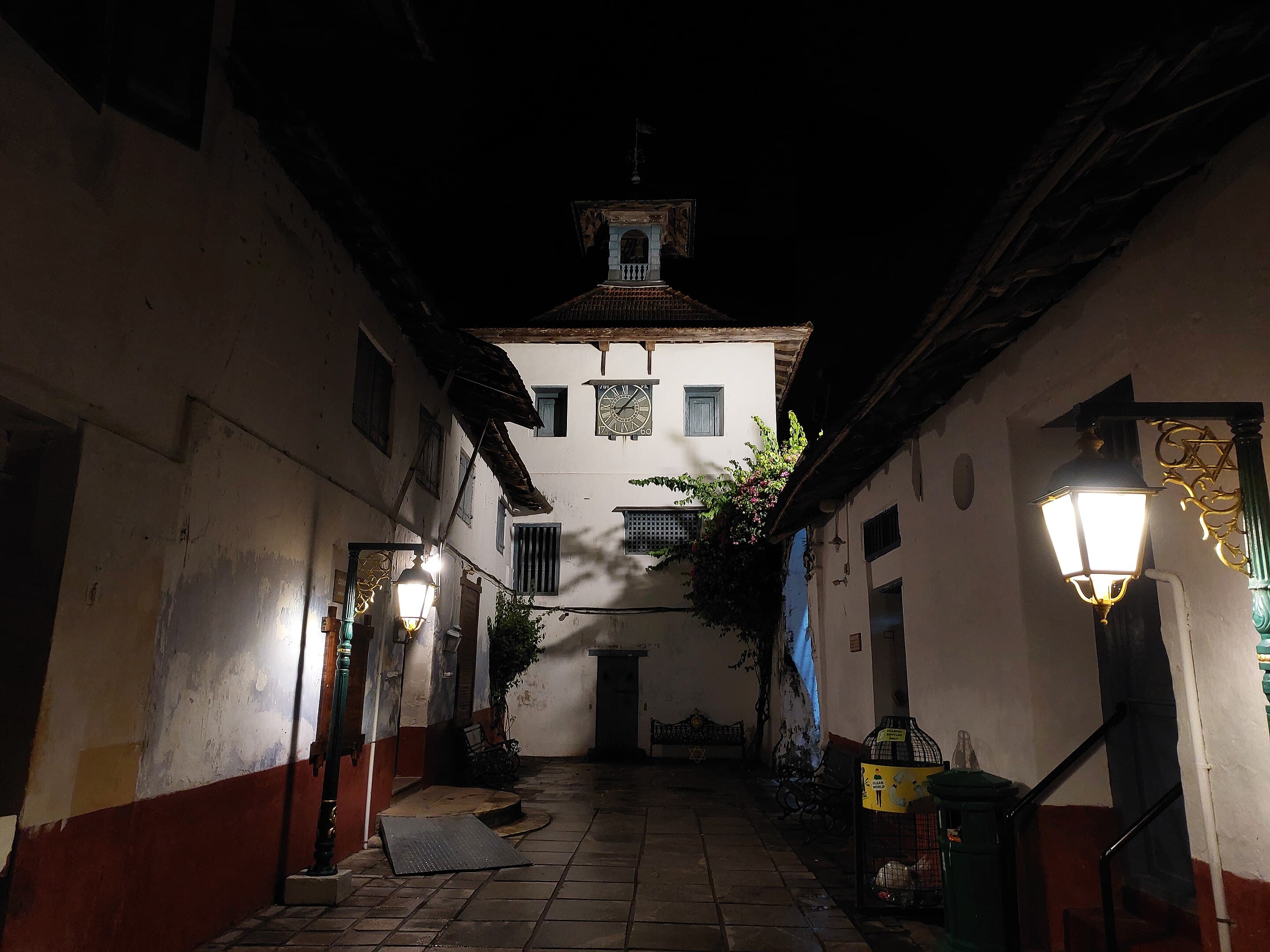 Paradesi Synagogue at Night