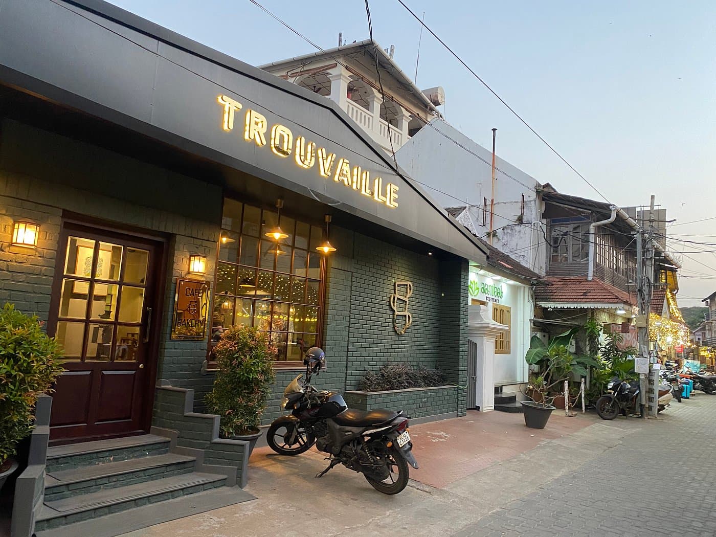 Trouvaille Cafe