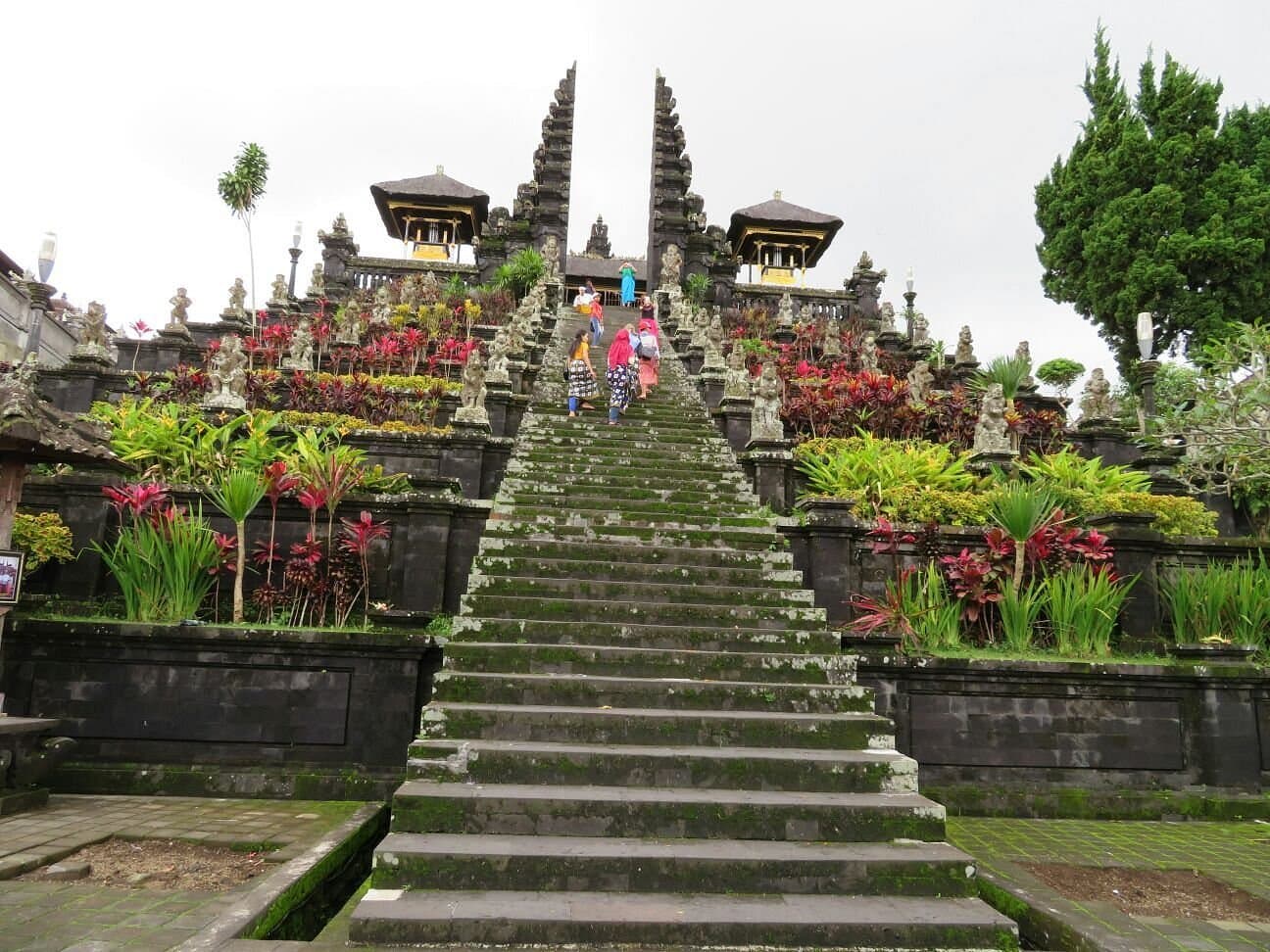 Pura Besakih temple entrance and pagodas