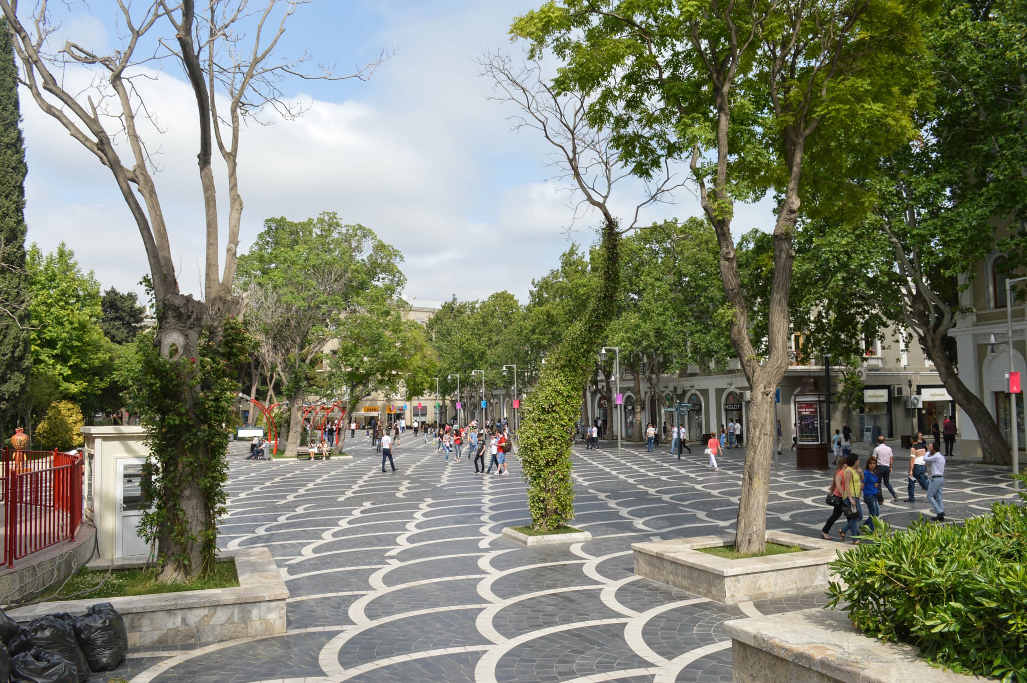 Streets at Fountains Square