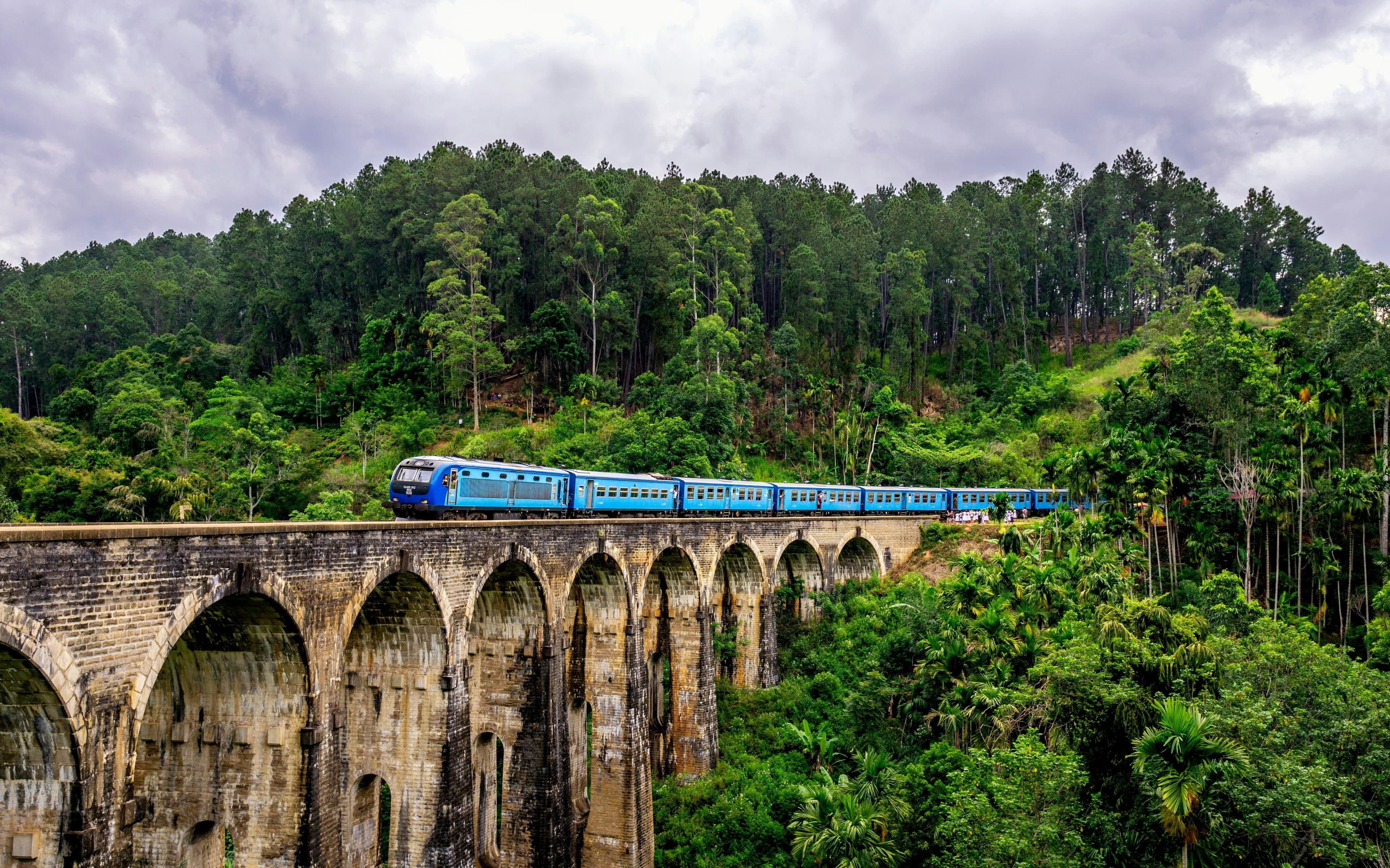 Nine arches bridge