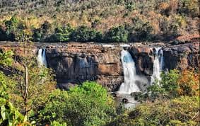 Distance view of Hadlu Waterfall