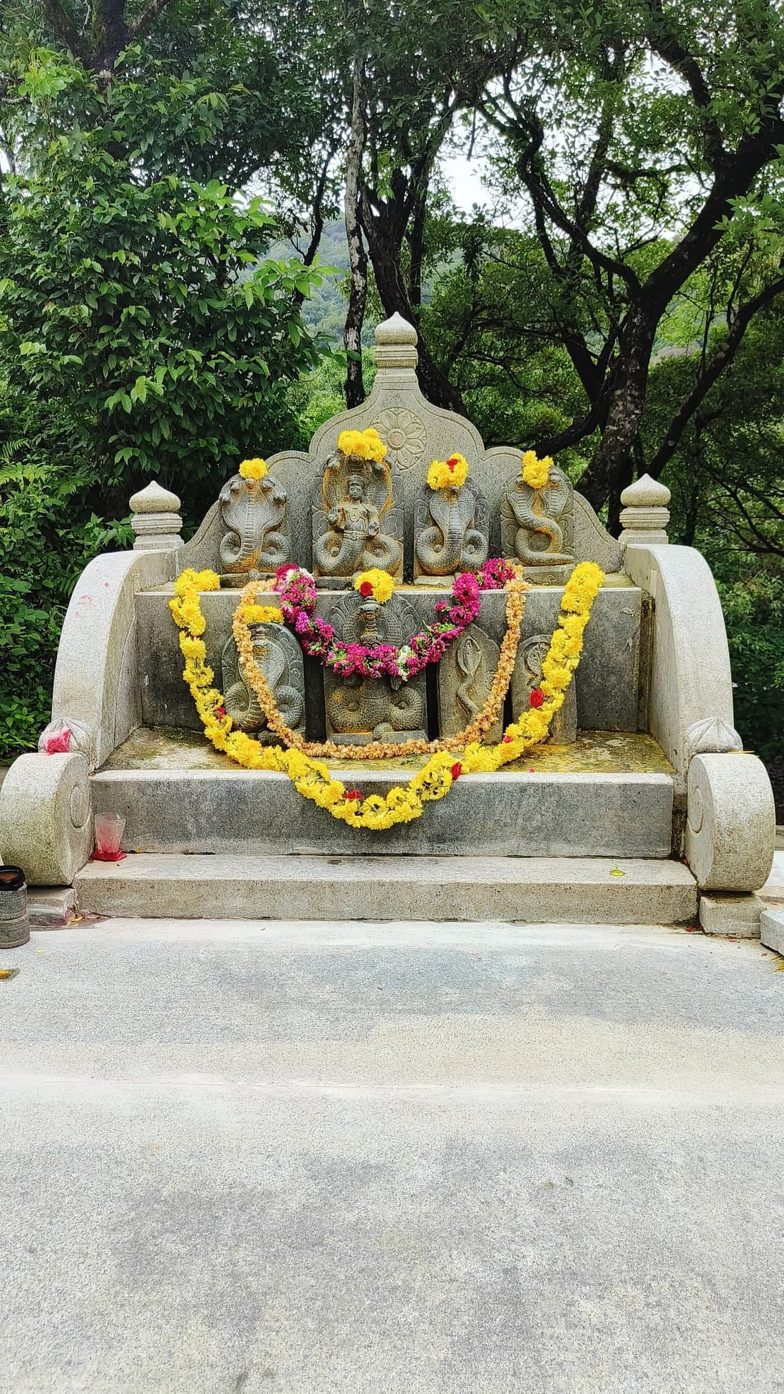 God worshiped in Betta Byraveshwara Temple