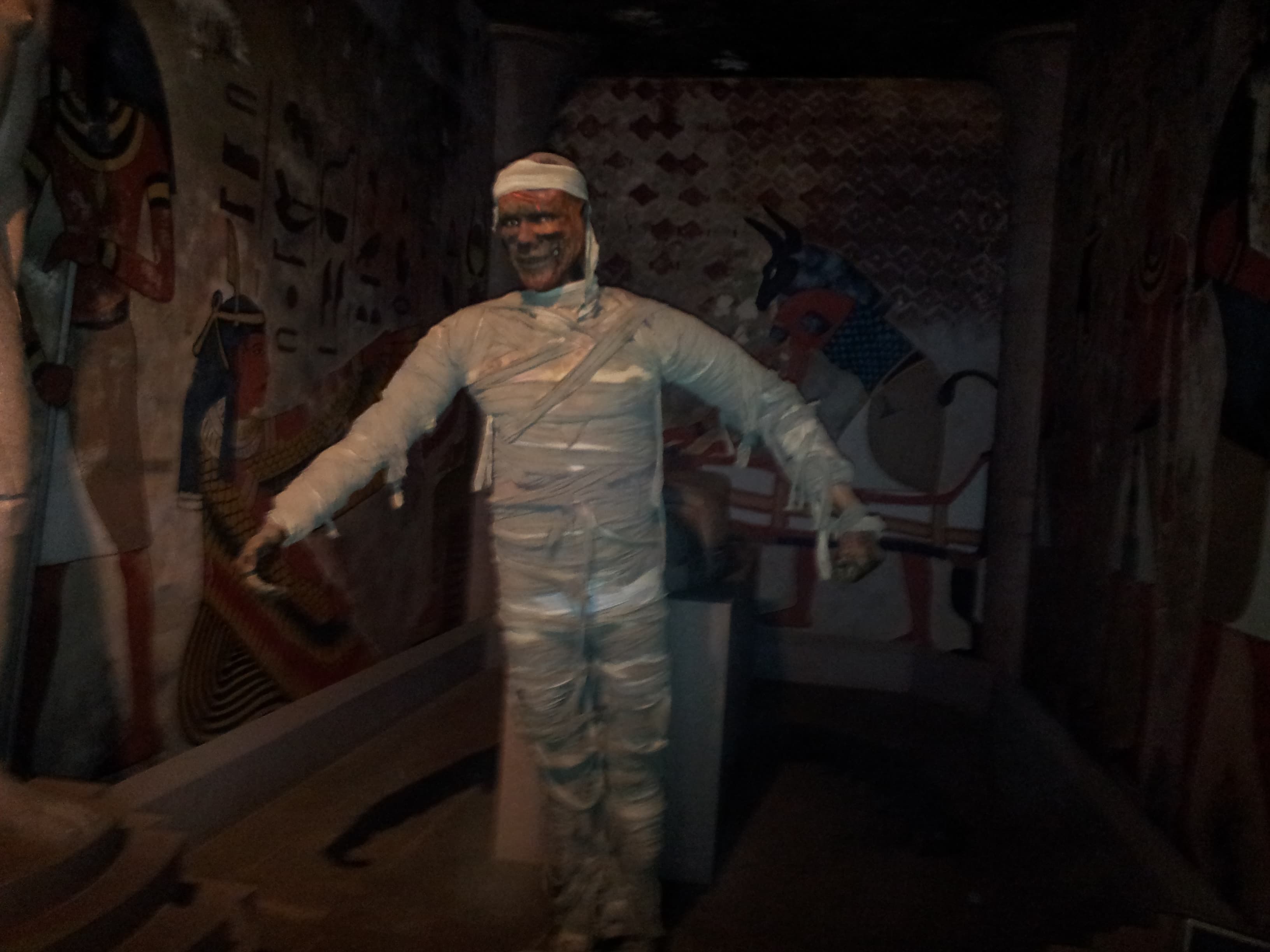 Mummy picture in wax art - Ooty