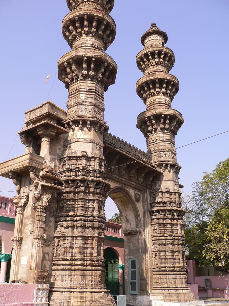 Shaking minarets, Ahmedabad
