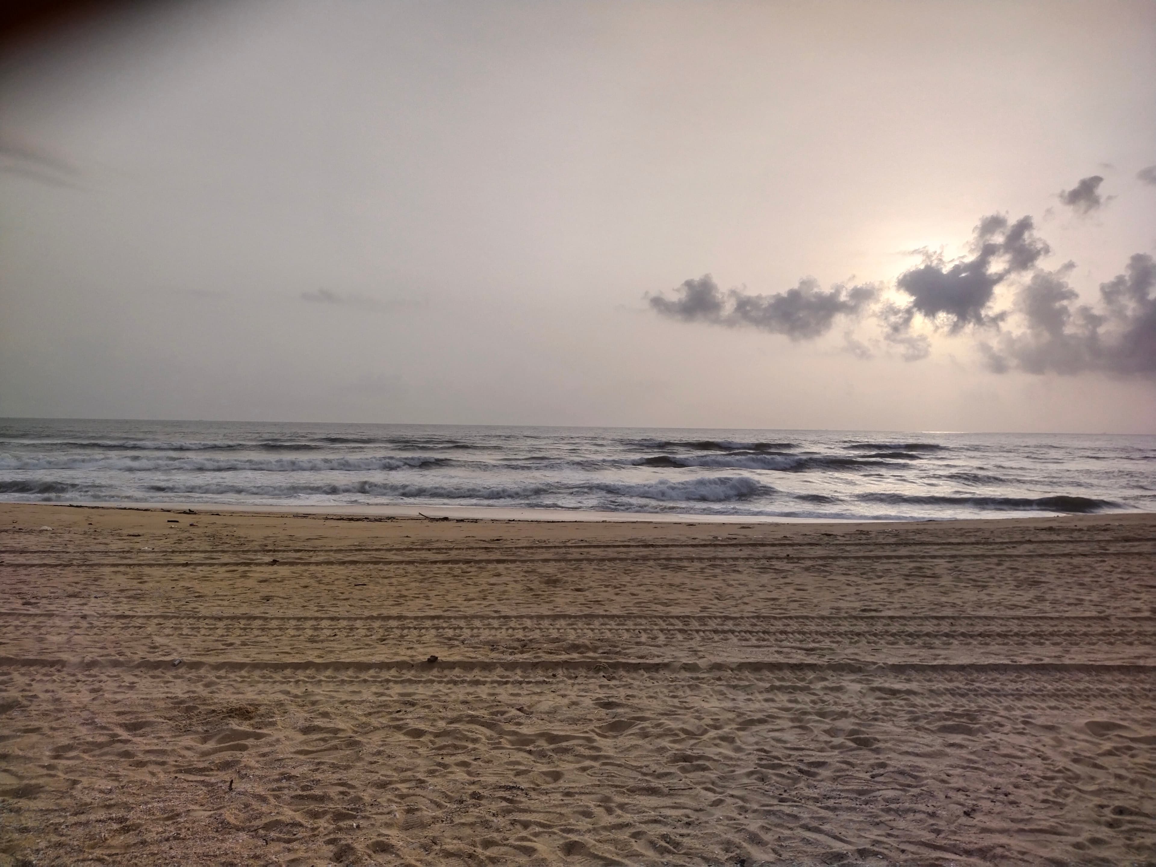 Mid-way view of Panambur Beach