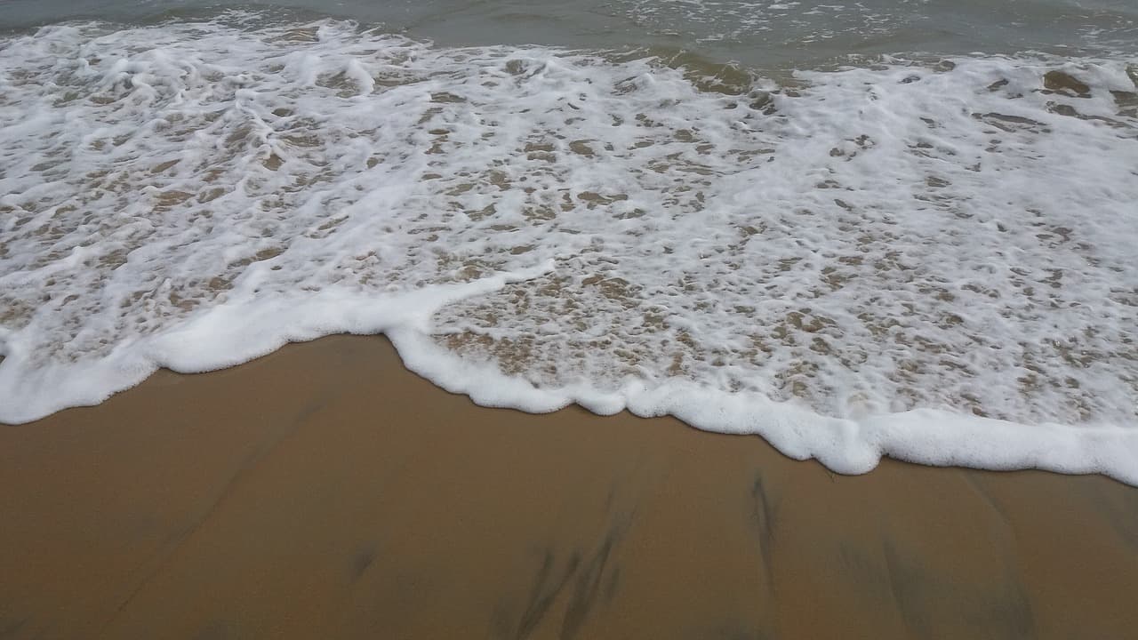 Water reaching the shoreline in Ullal Beach