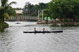 Boating activity at Rabindra Sarobar