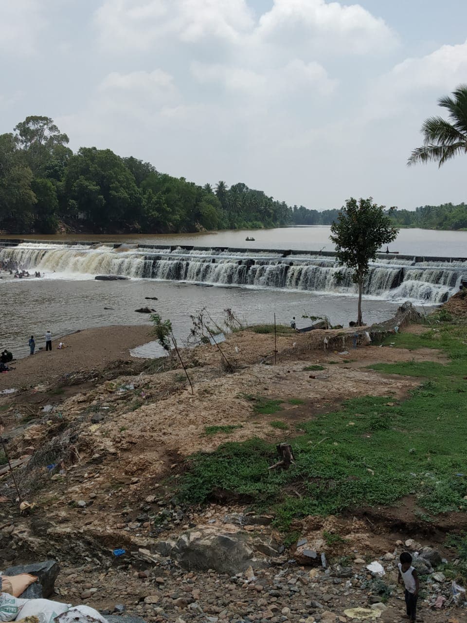 Distance view of Kodiveri Dam