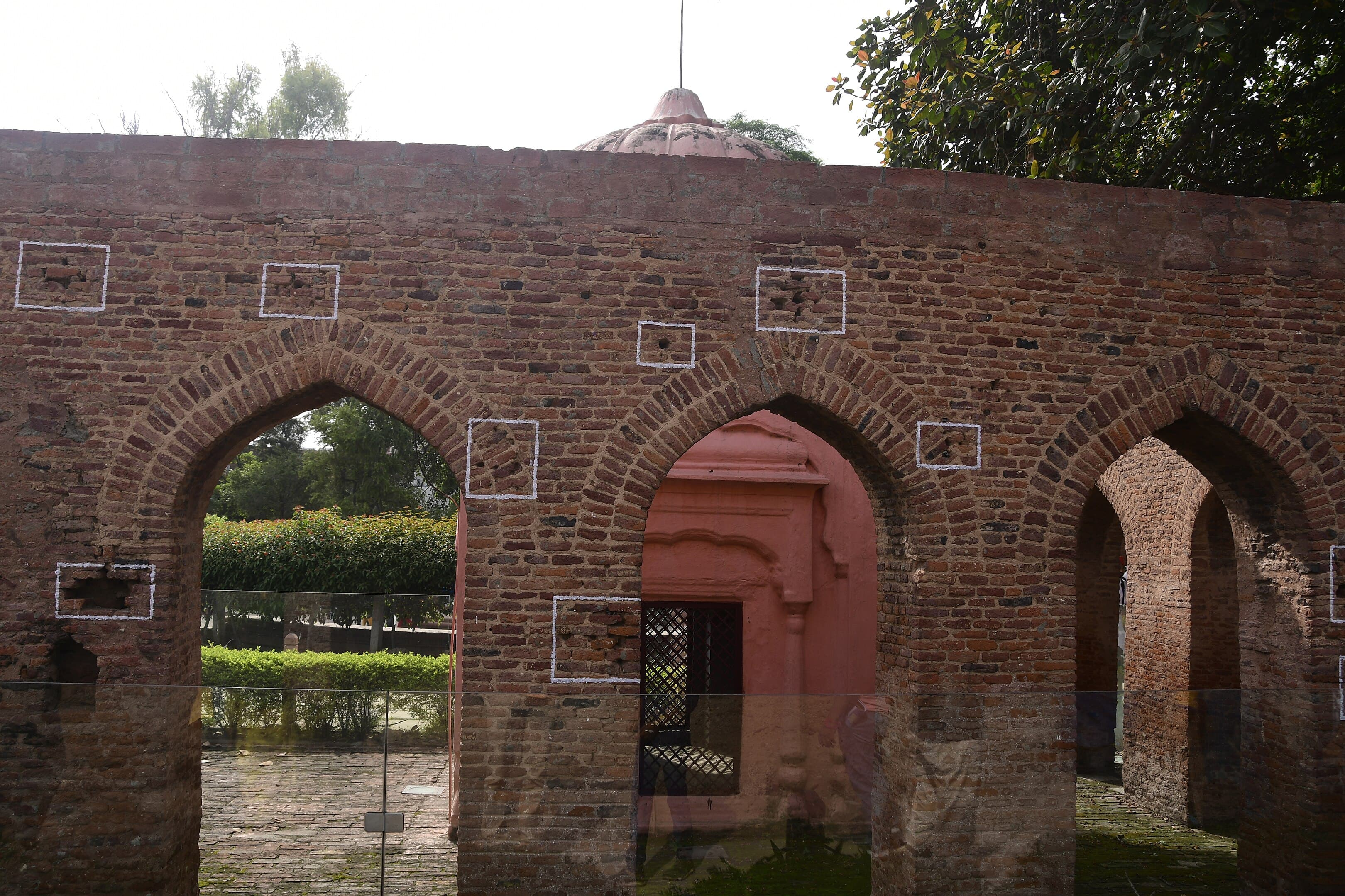 Bullet holes on the walls of Jallianwala Bagh