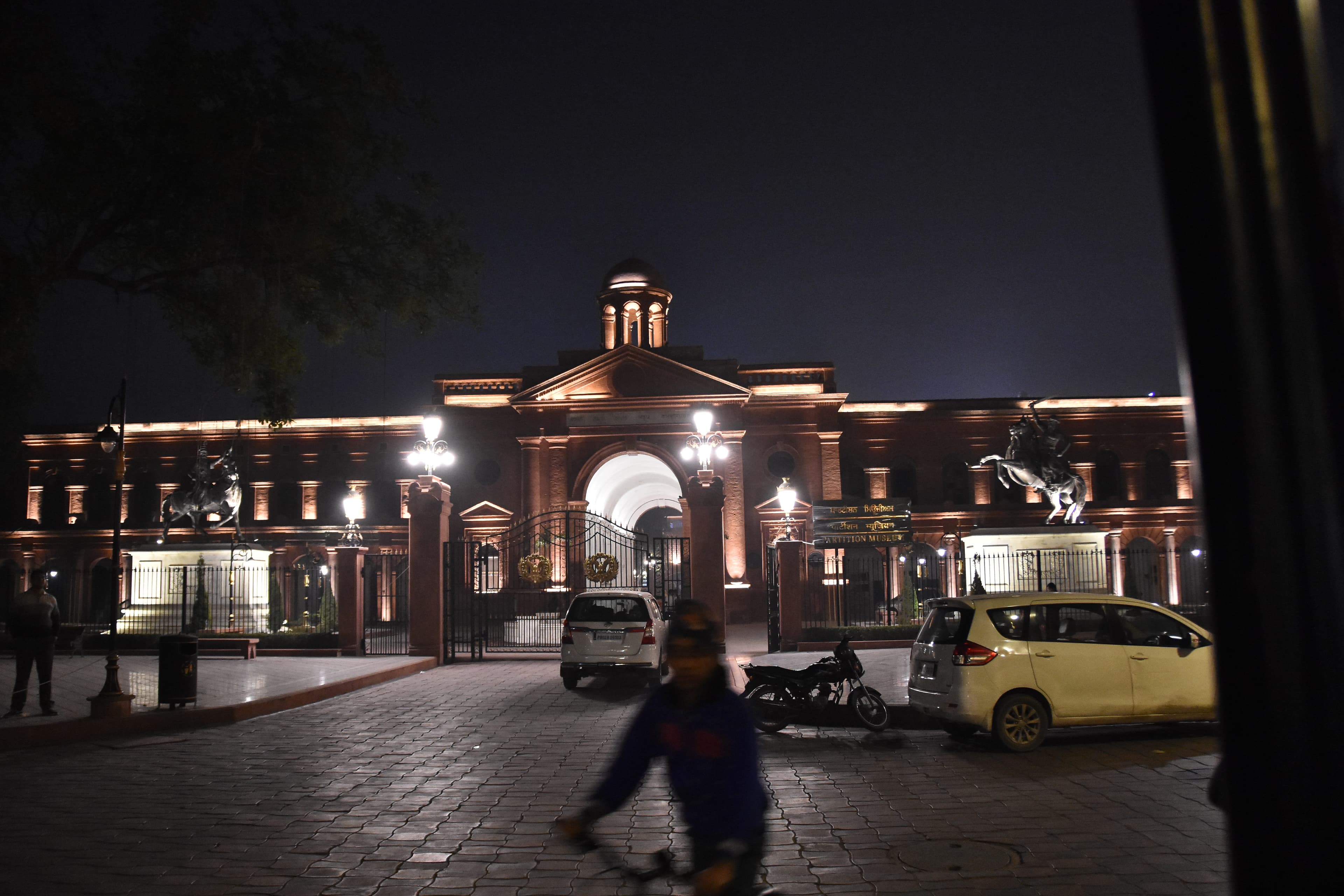 Hall Bazaar at Night