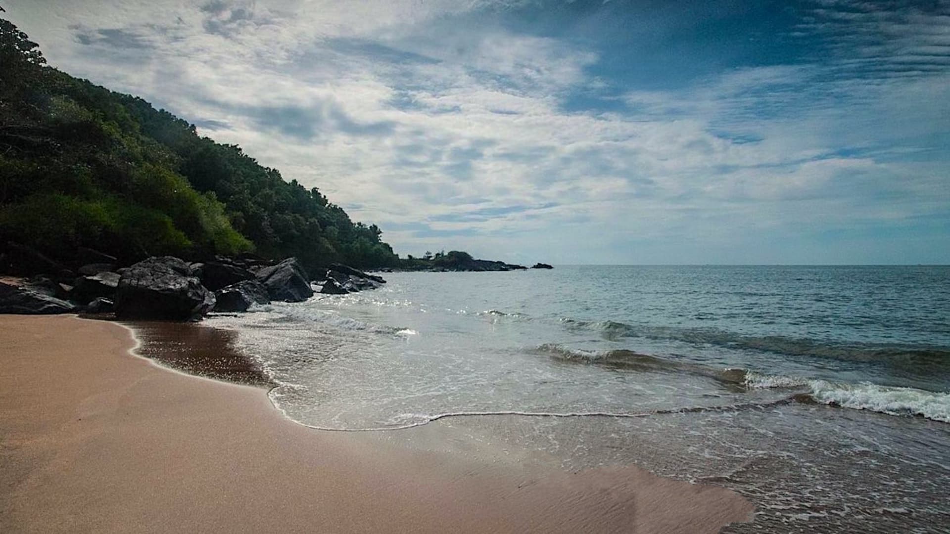 Cloudy evening view from Half moon Beach