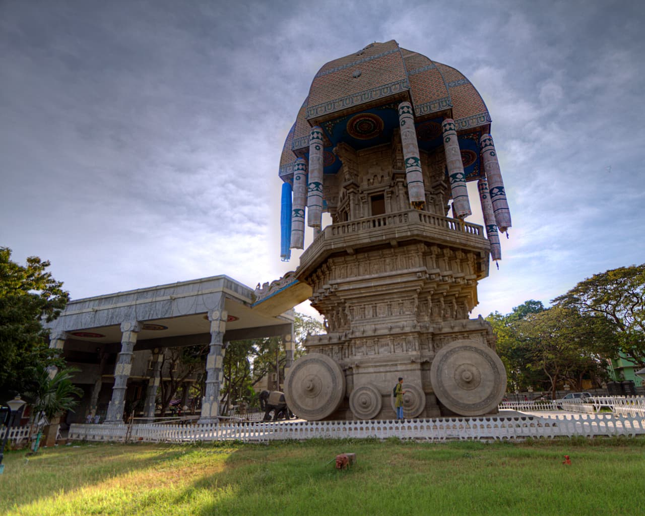 Evening view of Valluvar Kottam