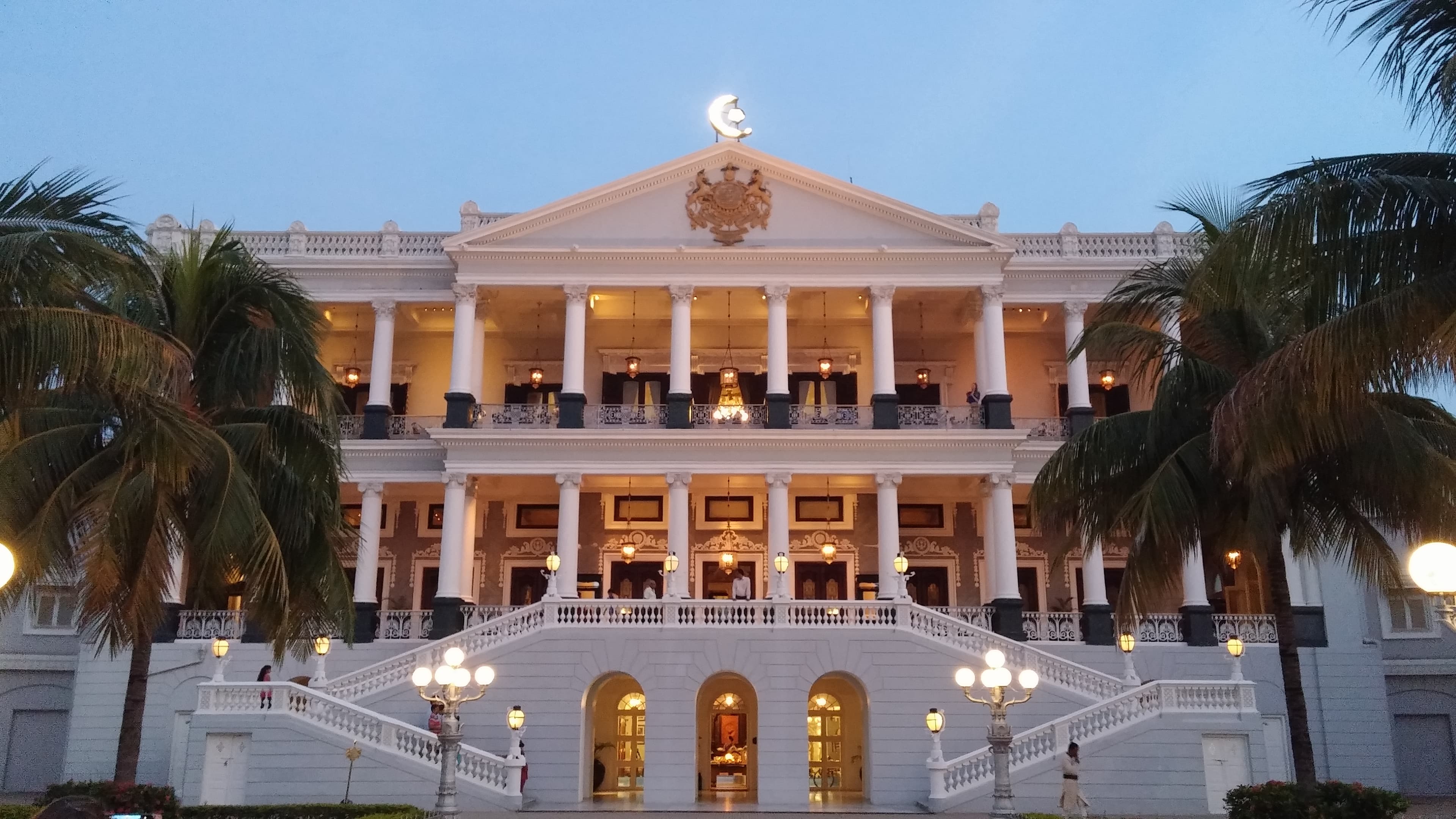 taj falaknuma palace