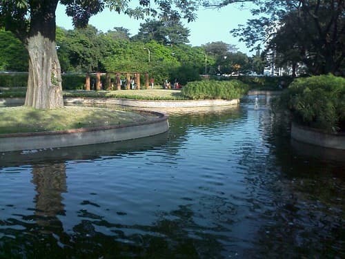 Lake in Semmozhi Poonga