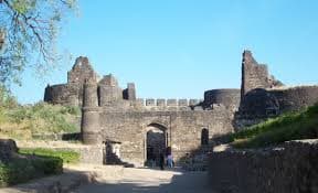 Distance view of Daulatabad fort