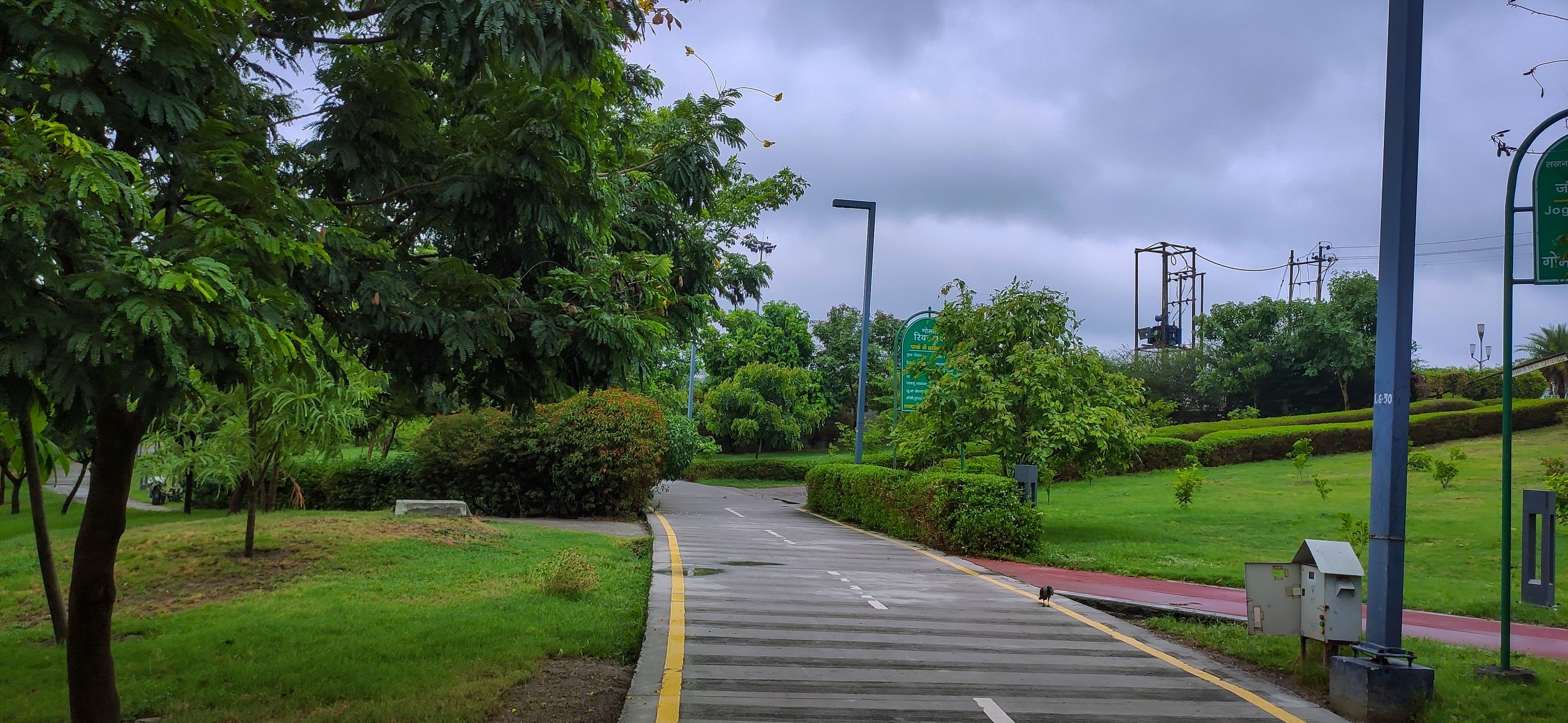Gomti Riverfront Park, Lucknow 