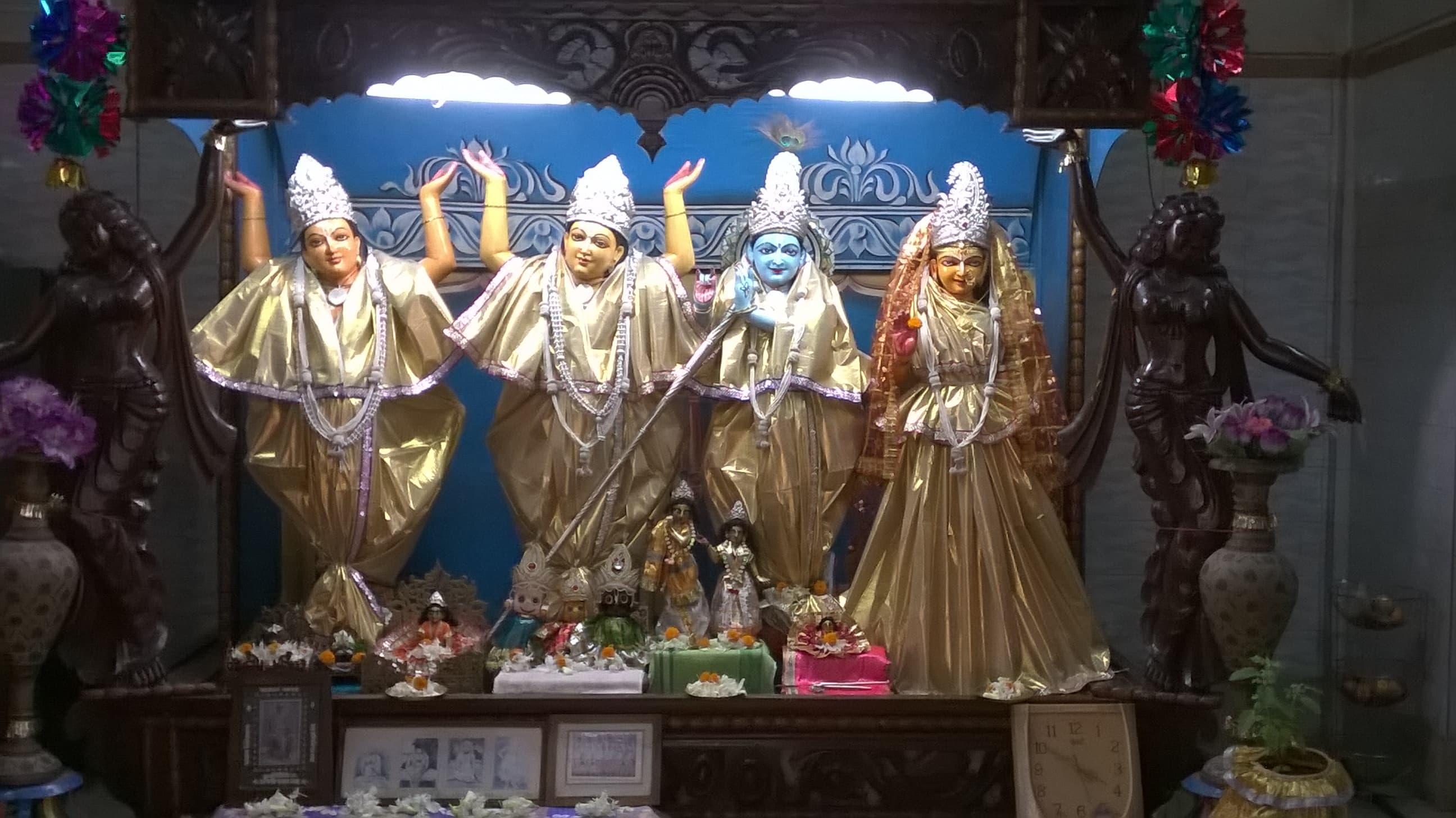 God idols in Mangal Dham