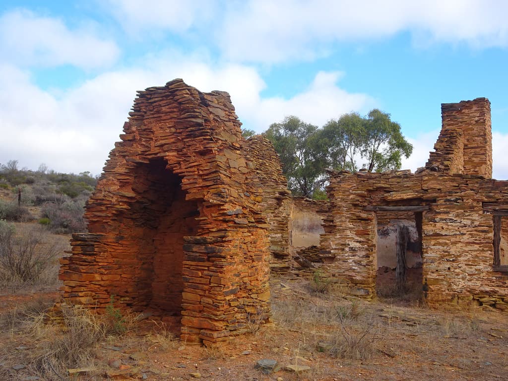 Brick ruins in Damsang Fort 