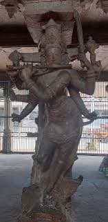 Statues at Azhagar Kovil Temple