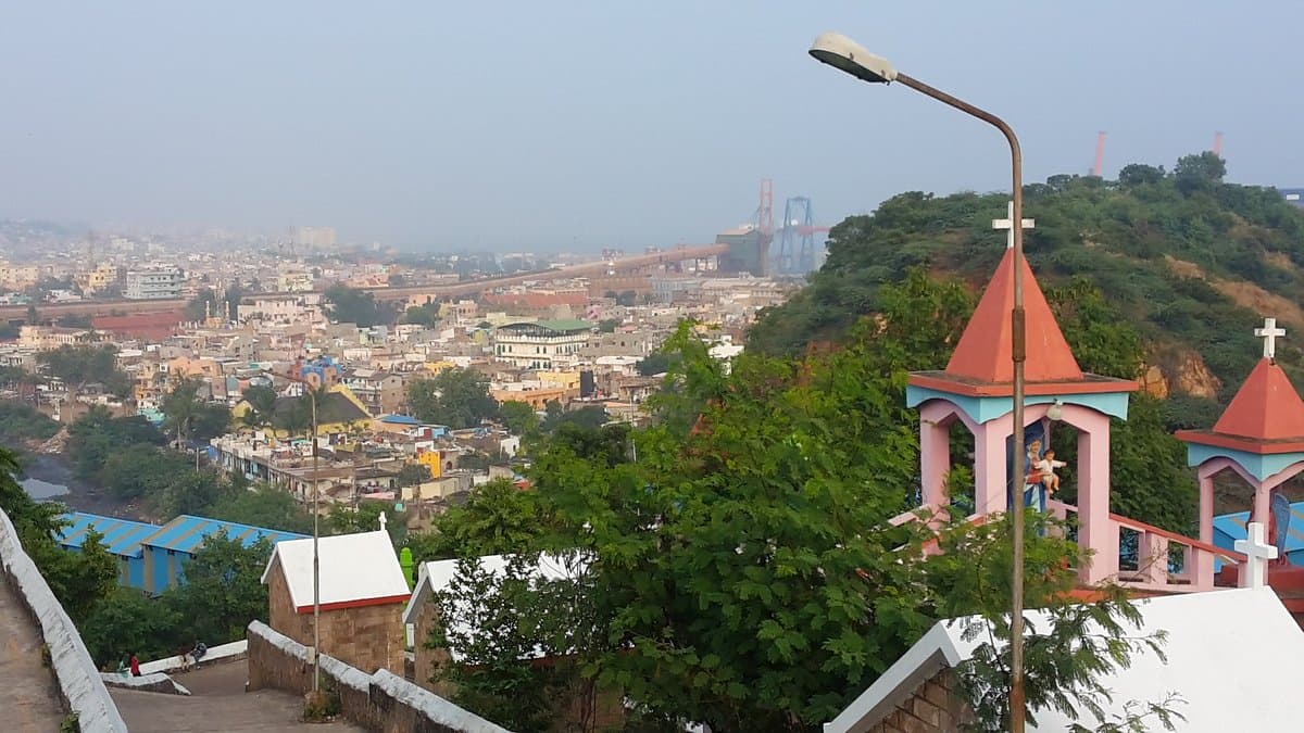 Landscape view of Ross Hill Chrunch