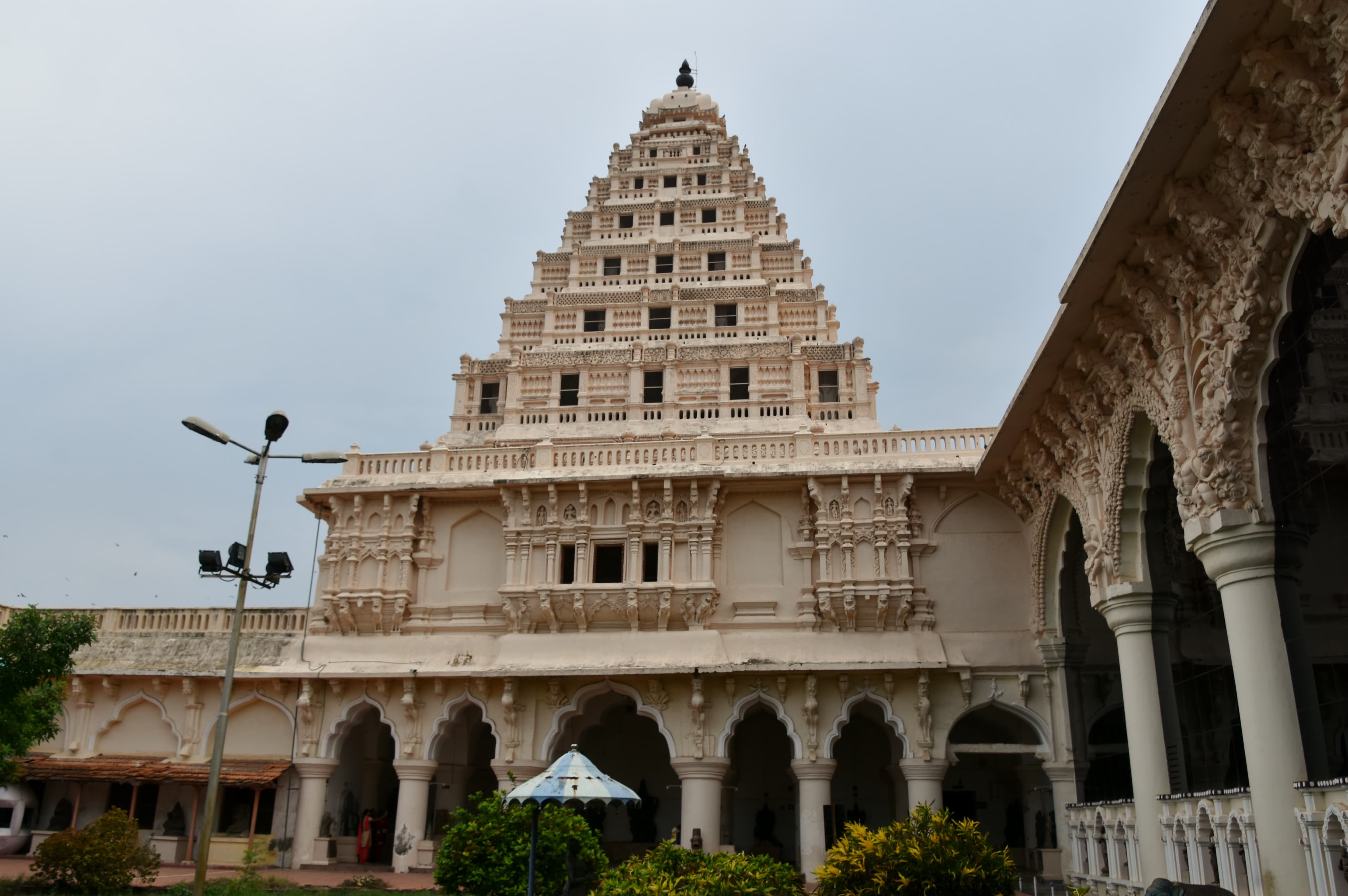 thanjavur palace