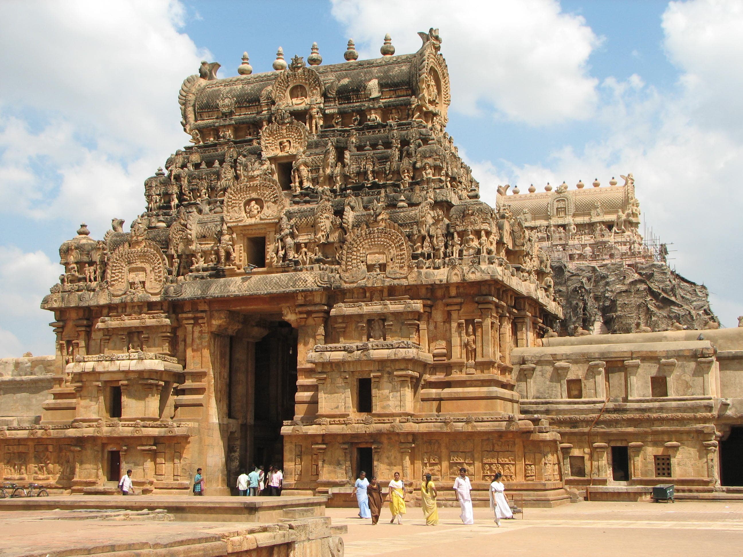 Brihadeeswarar Temple