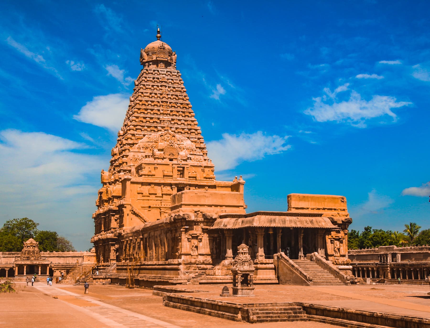 Brihadeeswarar Temple