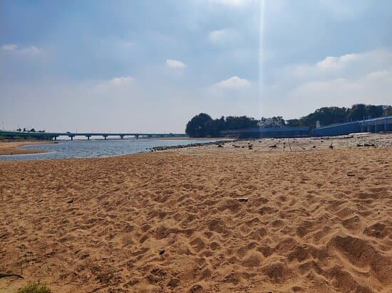 Beach at the karikala Chola Manimandapam