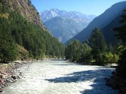 Foamy water in Paravati River