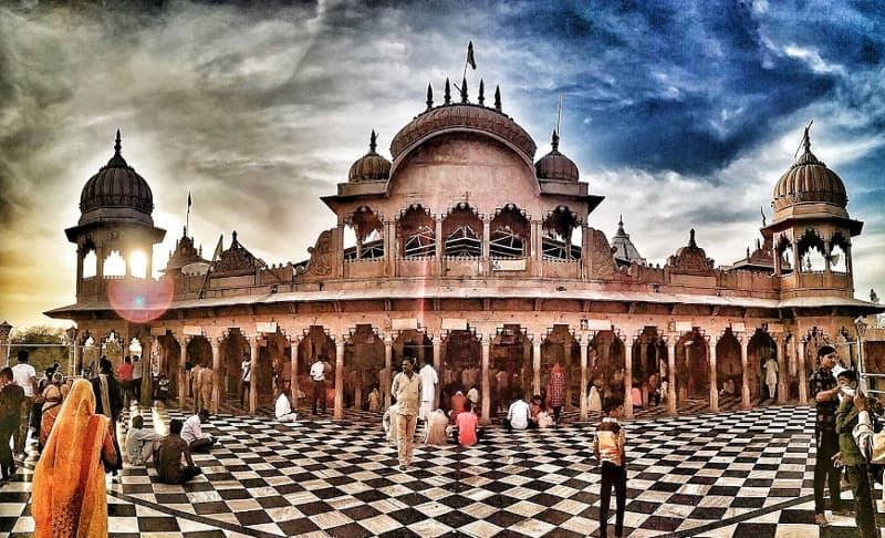 Shri Radha Rani Temple