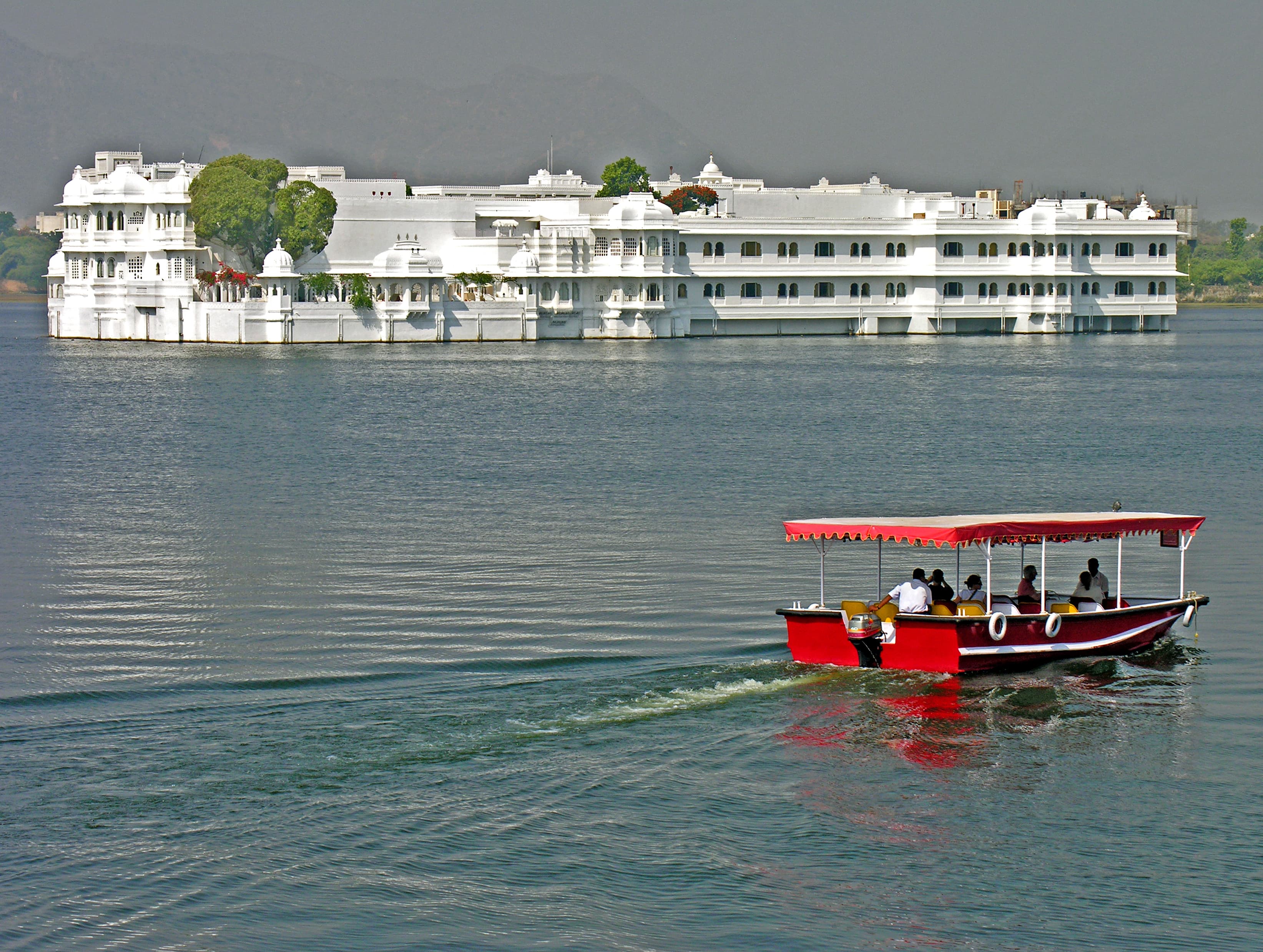 Taj Lake Palace at night